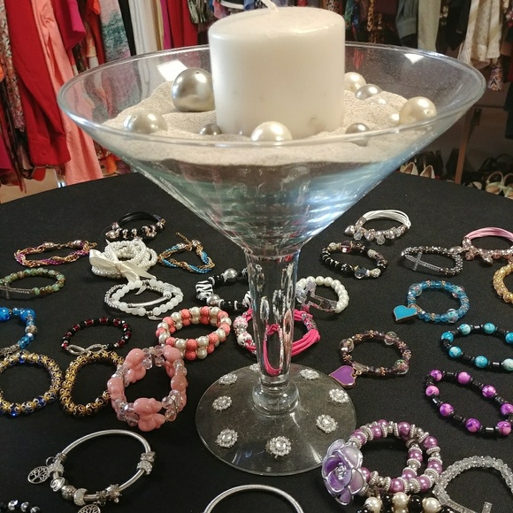 100 Piece Bracelet Bundle - Picture 3 of 8